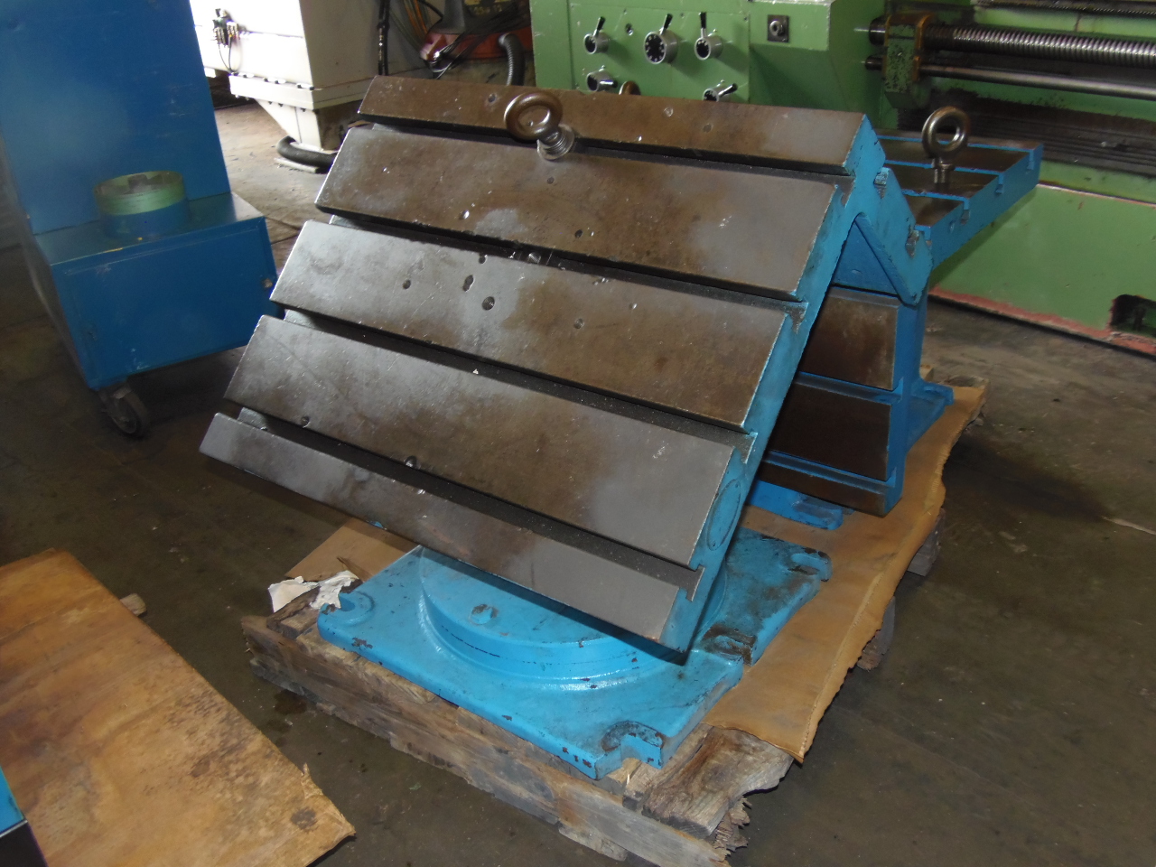 30" x 24" TILTING BOX TABLE, 90 DEG.