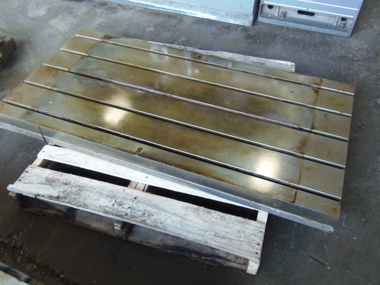 30" x 60" T-SLOTTED TABLE, 4" THICK, (5) T-SLOTS 6" ON CENTER, CAME OFF MONARCH VMC