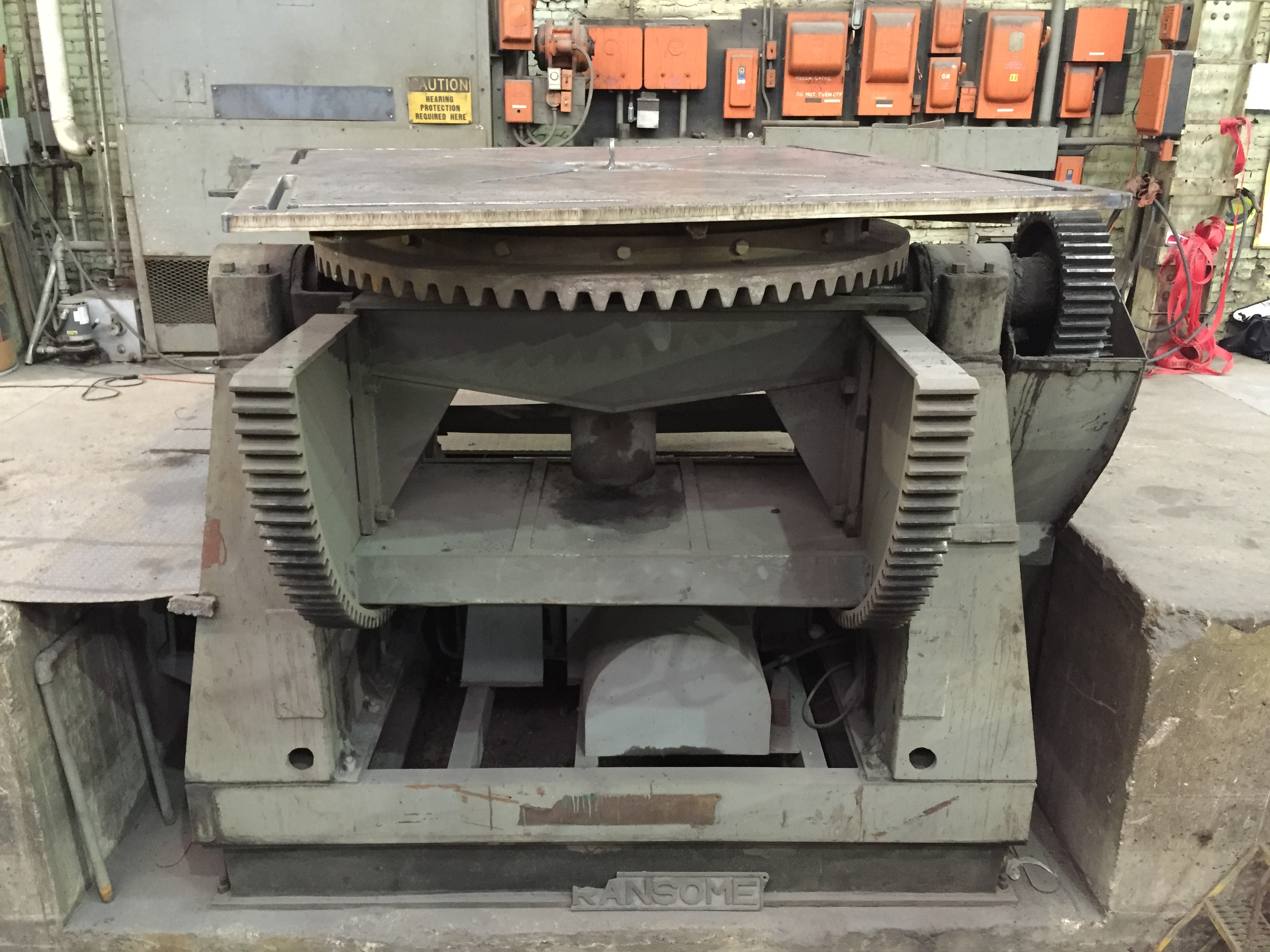 40,000 LB. RANSOME WELDING POSITIONER, 400P, 84" x 84" TABLE, 135 DEGREE TILT, 360 ROTATE CW, CCW