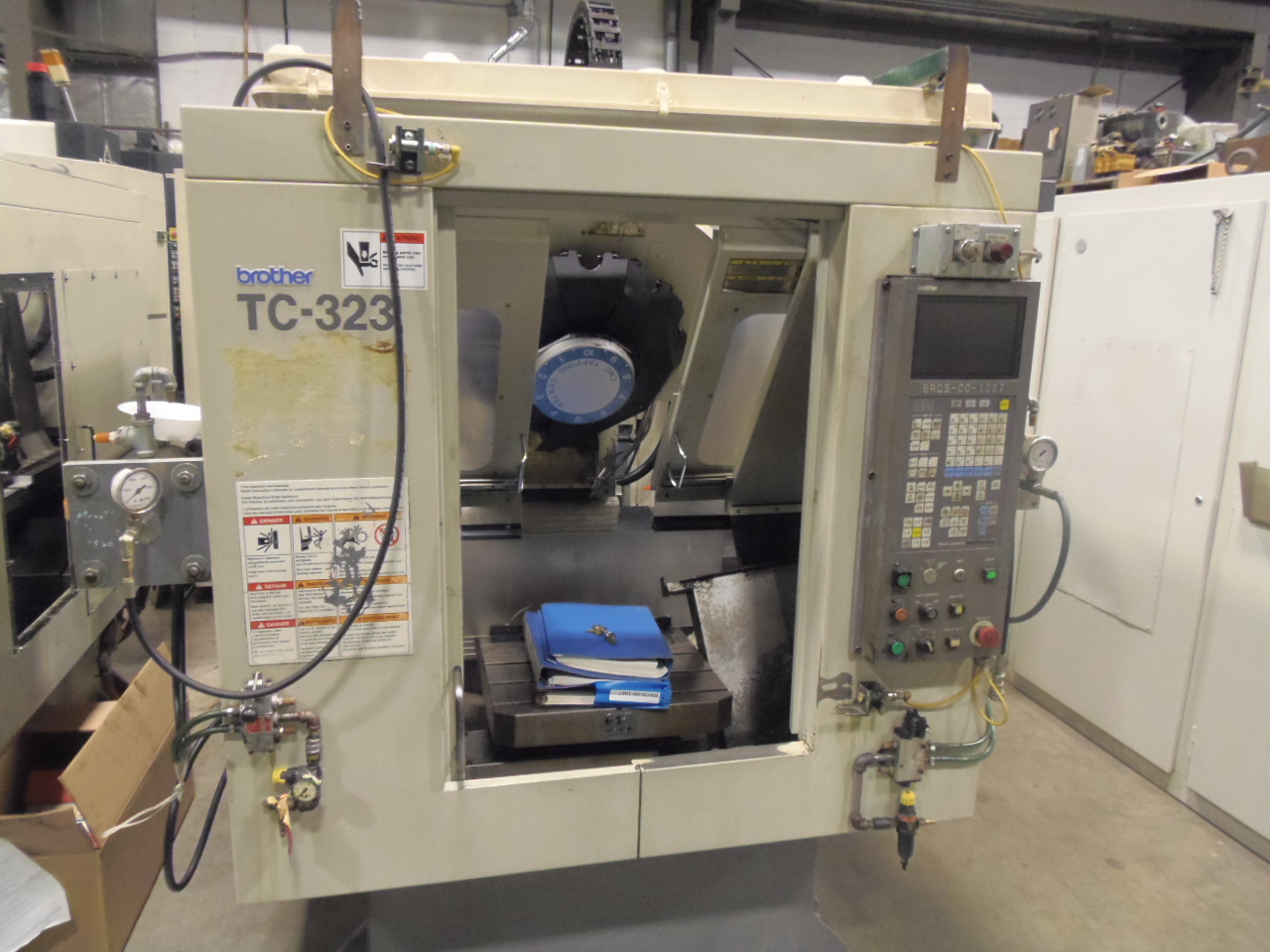 BROTHER TC-323 CNC DRILL AND TAP MACHINE, 10 ATC, PALLET SHUTTLE, CONVERSATIONAL CONTROL, COOLANT, 1994