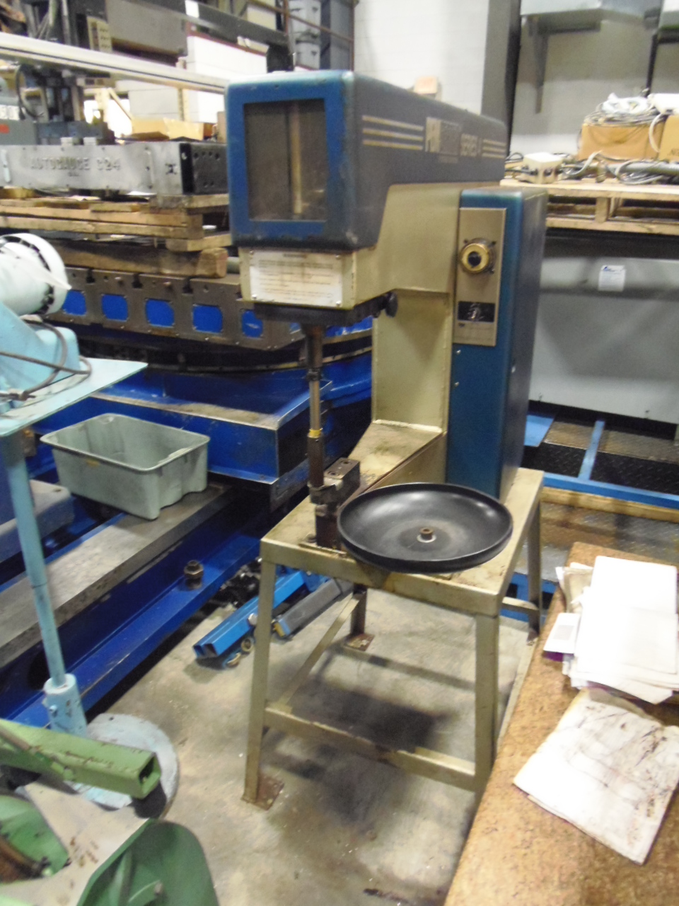6 TON PEMSERTER, 18" THROAT, MODEL SERIES 4, WITH STAND, NEW 2000