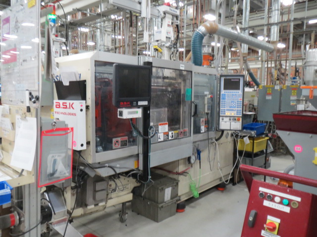 Krauss Maffei KM 65-220C2 Injection Molding Machine, Yr 2002 